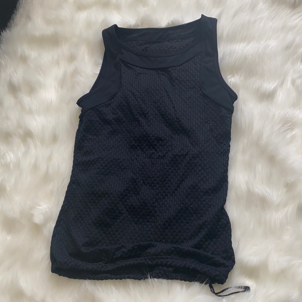 JLo workout mesh top